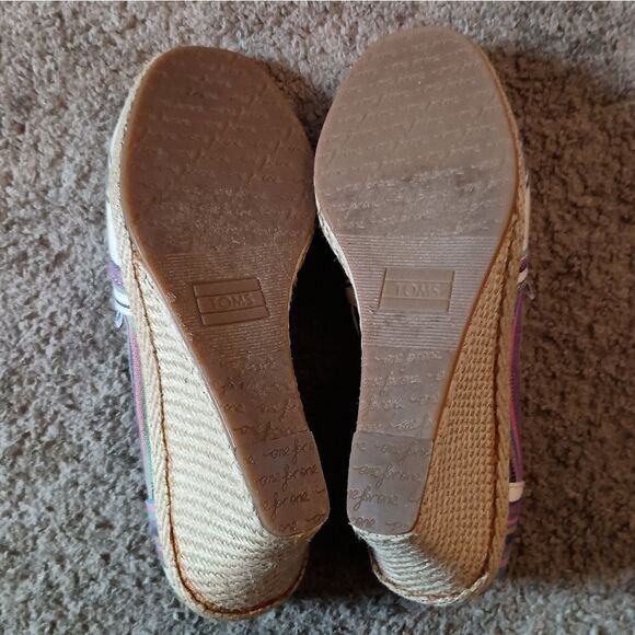 TOMS Women's Classic Espadrille Wedge Sandal Open Toe Striped Woven 7.5 PREOWNED - Picture 6 of 6